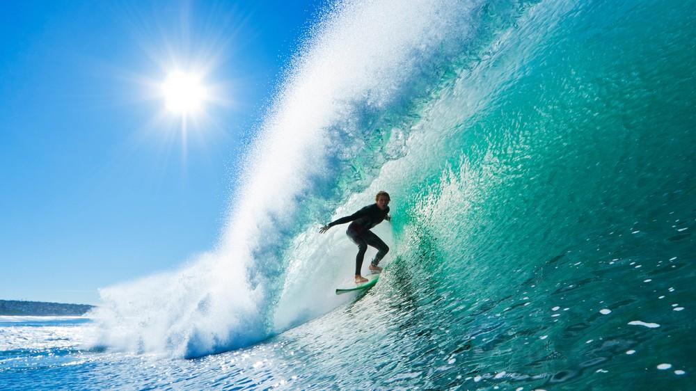 Wave surfer